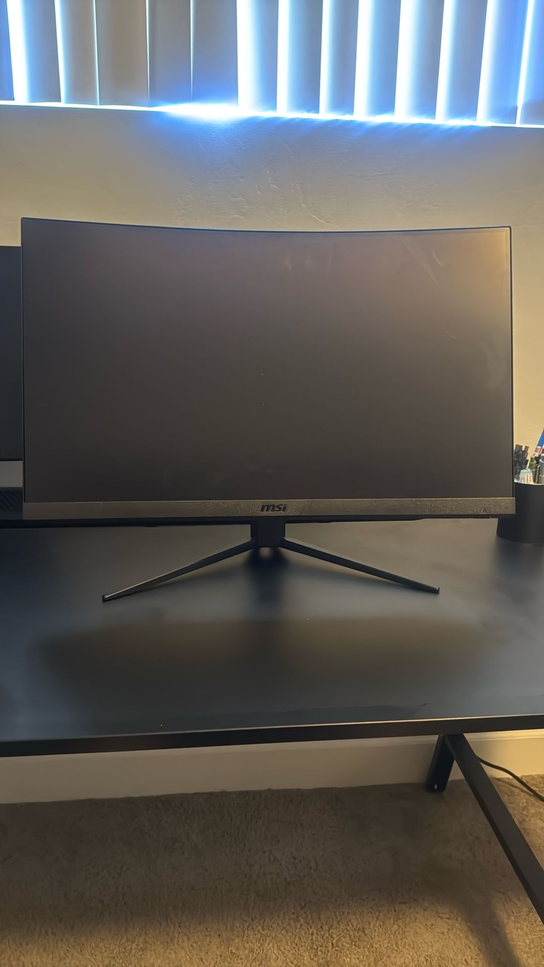 MSI 27” G27C4 Monitor **PARTS ONLY**