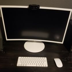 Apple Wireless Keyboard And Mouse Samsung 27 Inch Curved Monitor Logi HD Camera