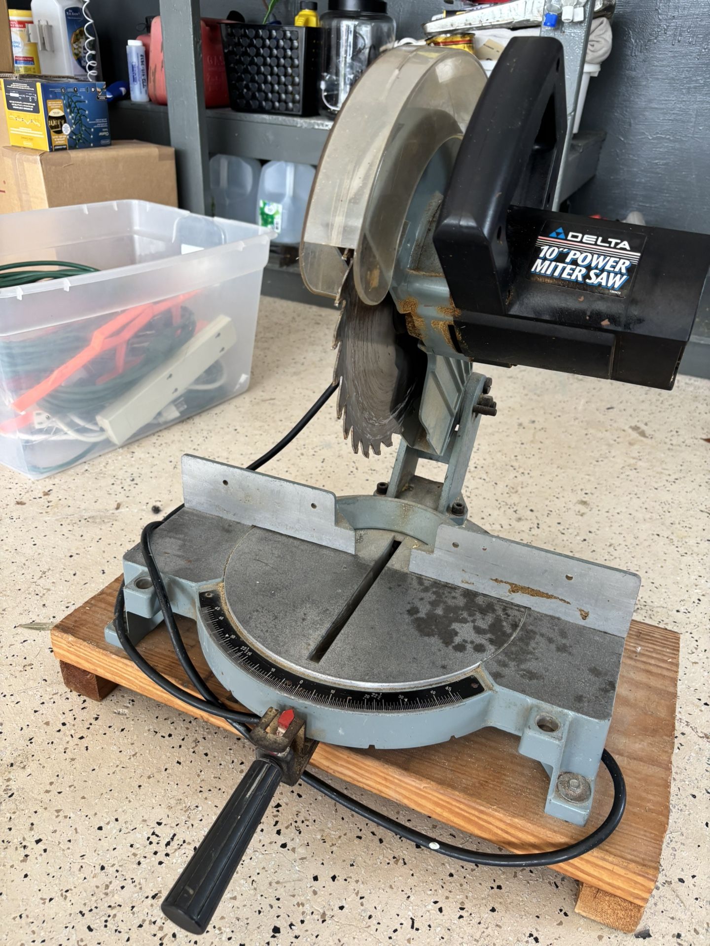 10 Inch Delta Miter Saw
