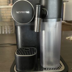 Nespresso Coffee Machine 