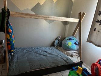 Twin bed and cubby