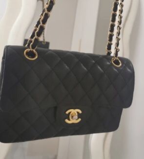 Chanel shoulder bag