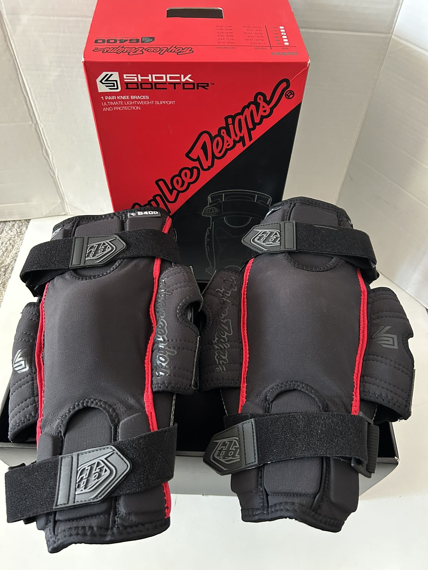 Troy Lee Designs 6400 Knee Braces  Black Moto Cycle Sz Large