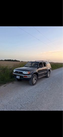 1998 Toyota 4Runner Limited