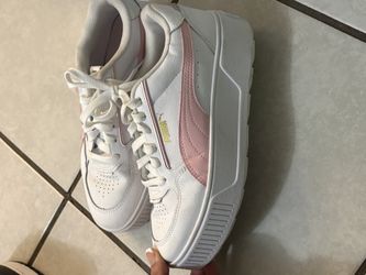Women’s Shoes 