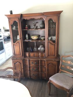 Dining hutch