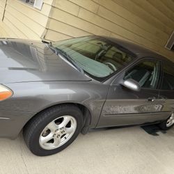 Ford Taurus