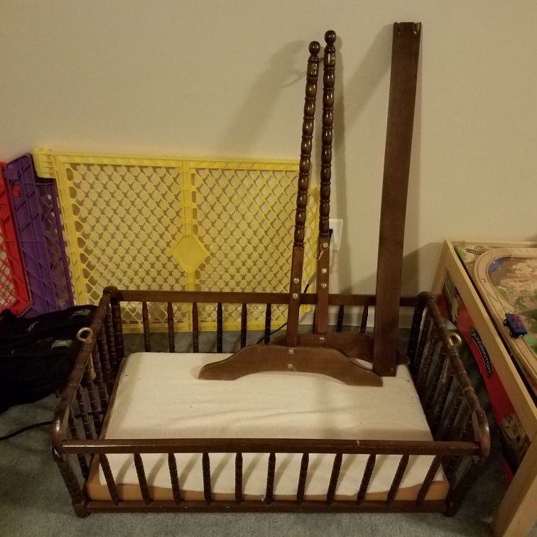 Vintage Baby Cradle