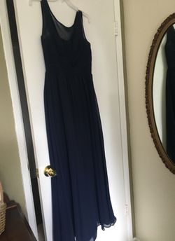 Formal navy blue size 6 dress. prom , winter formal, ect event dress