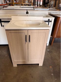 Bathroom vanity 24”