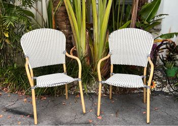 Set of 2 Navy White Woven Bamboo Cane Outdoor Dining Chairs