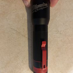 Milwaukee Rechargeable Flashlight 