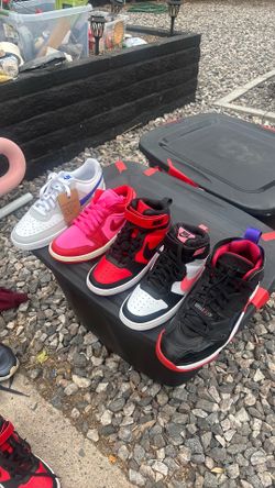 Yard sale Saturday and Sunday