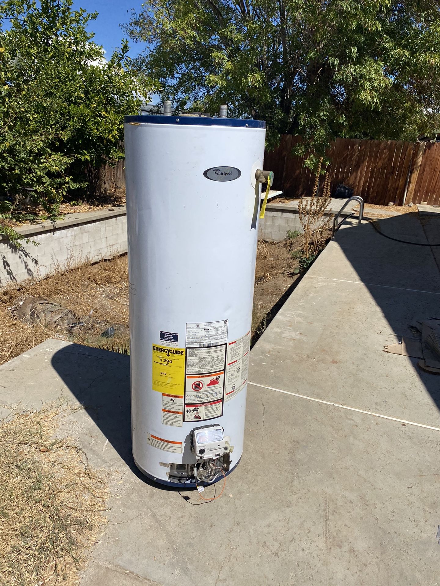40 gallon Water Heater 