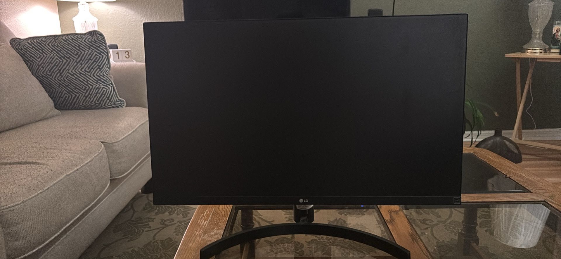 LG Monitor