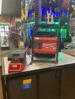Milwaukee Portable power station