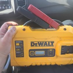 DeWalt Inverter 