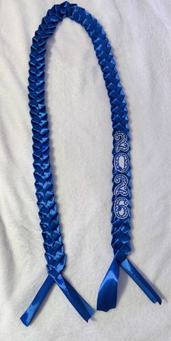 2026 Graduation Lei