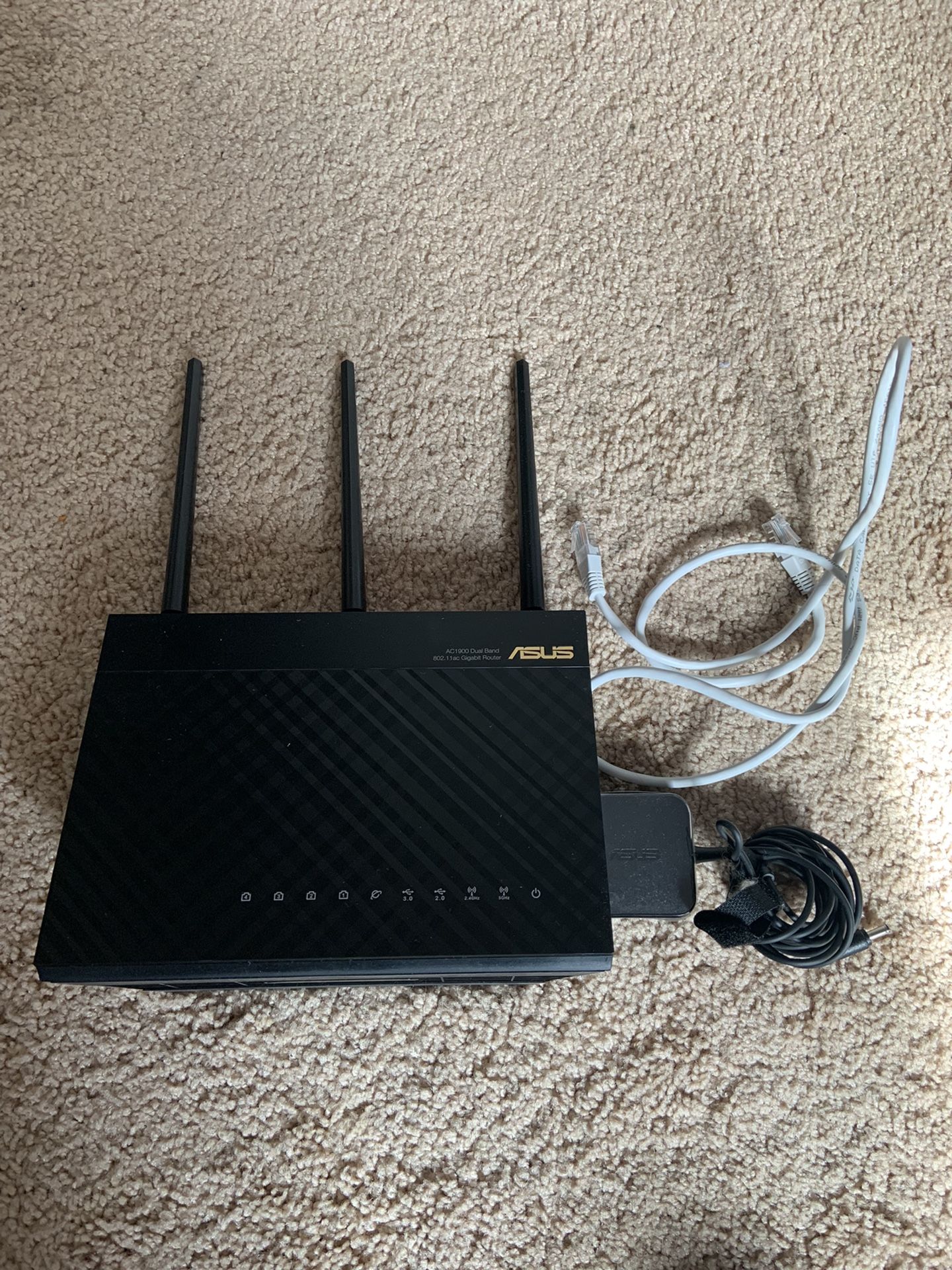 ASUS AC1900 WiFi Gaming Router