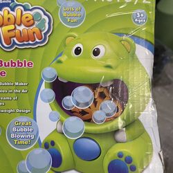Mini bubble machine new  Battery powered 
