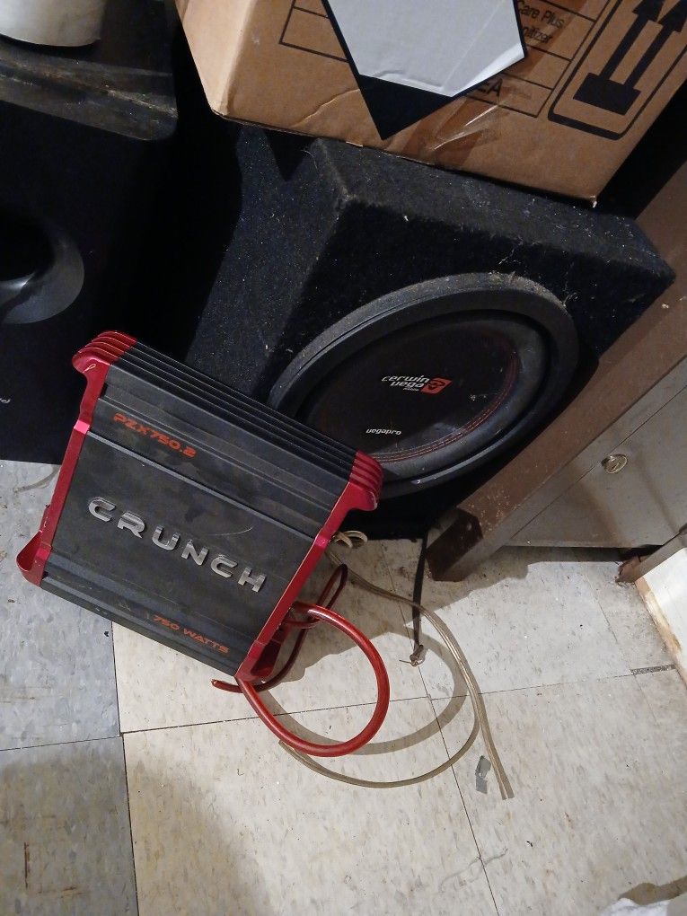 Amp And Subwoofer Combo