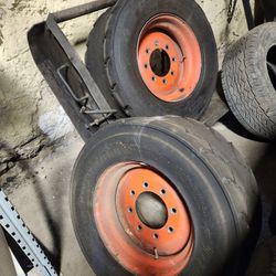 Excavator Wheels & Tires