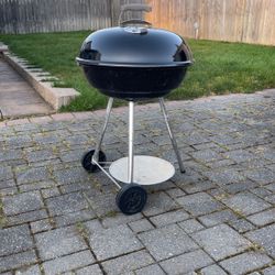 Weber Kettle 22 In