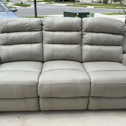 Reclining couch