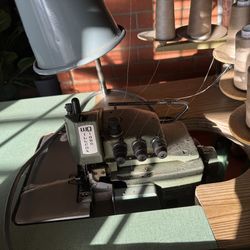Maquina De Coser Overlook Industrial