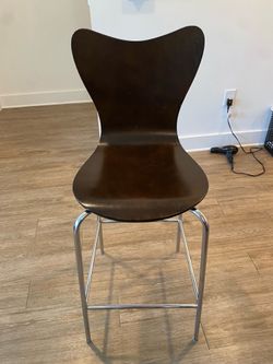 Wooden Bar Stool / Counter Height Chair