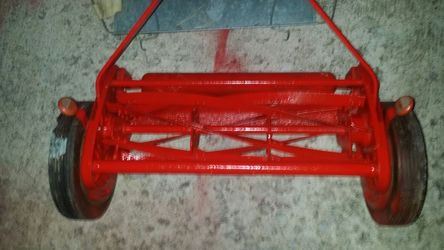 Craftsman push mower works great! With collection bag!