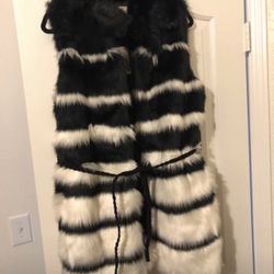 Faux fur Vest