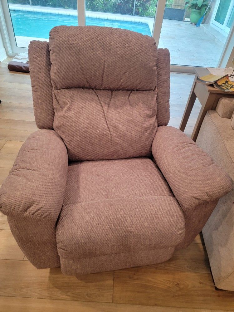 La-Z-Boy Electric Recliner Rocker