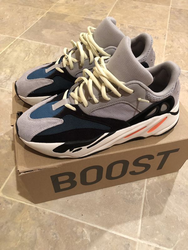 Yeezy 700 for Sale in Minneapolis, MN - OfferUp