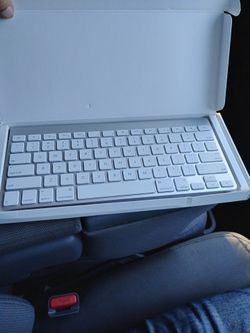 Apple wire keyboard brand new never used