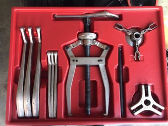 Snap on puller set