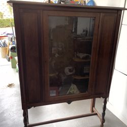 Northwestern Cabinet Co.  Wooden Cabinet (vintage)