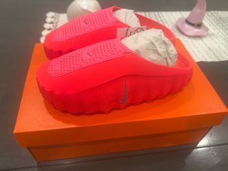 Nike Mind 001