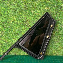 16-22 BMW X1 F48 Rear Right Passenger Side Door Corner Window Glass OEM