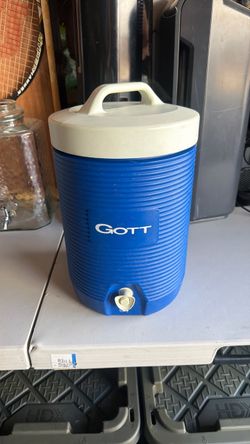 Gott Blue Beverage Cooler Jug with Spigot