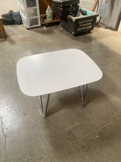 Coffee table with corian top