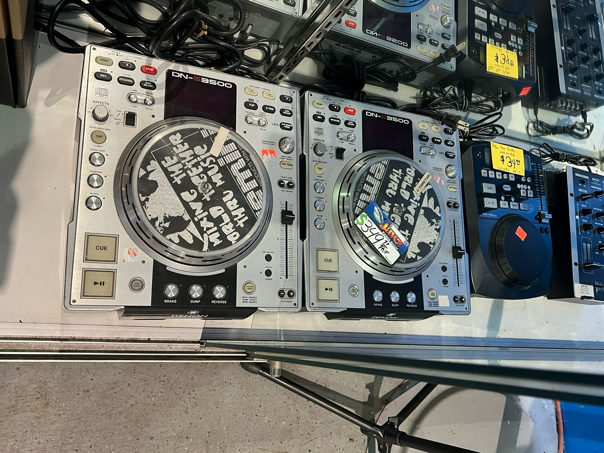 Denon DN-S3500 dj mixer pair pick up only