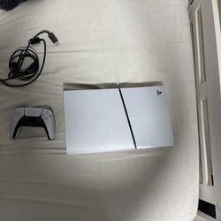 PS5 Slim (Barely Used)