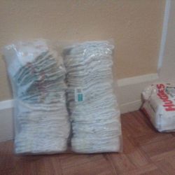 100 Sz 1 Pampers Diapers