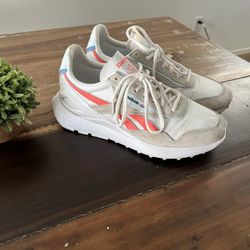 Reebok Sneakers  Size 8