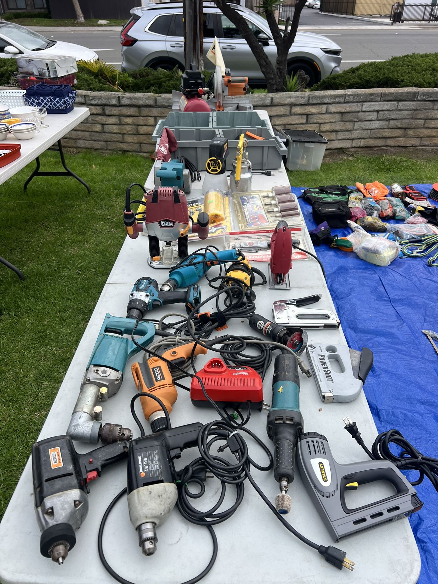 BIG YARD SALE AND PUPUSAS SATURDAY AND SUNDAY 6-7 At 13641 N Fairview St Garden Grove 92843