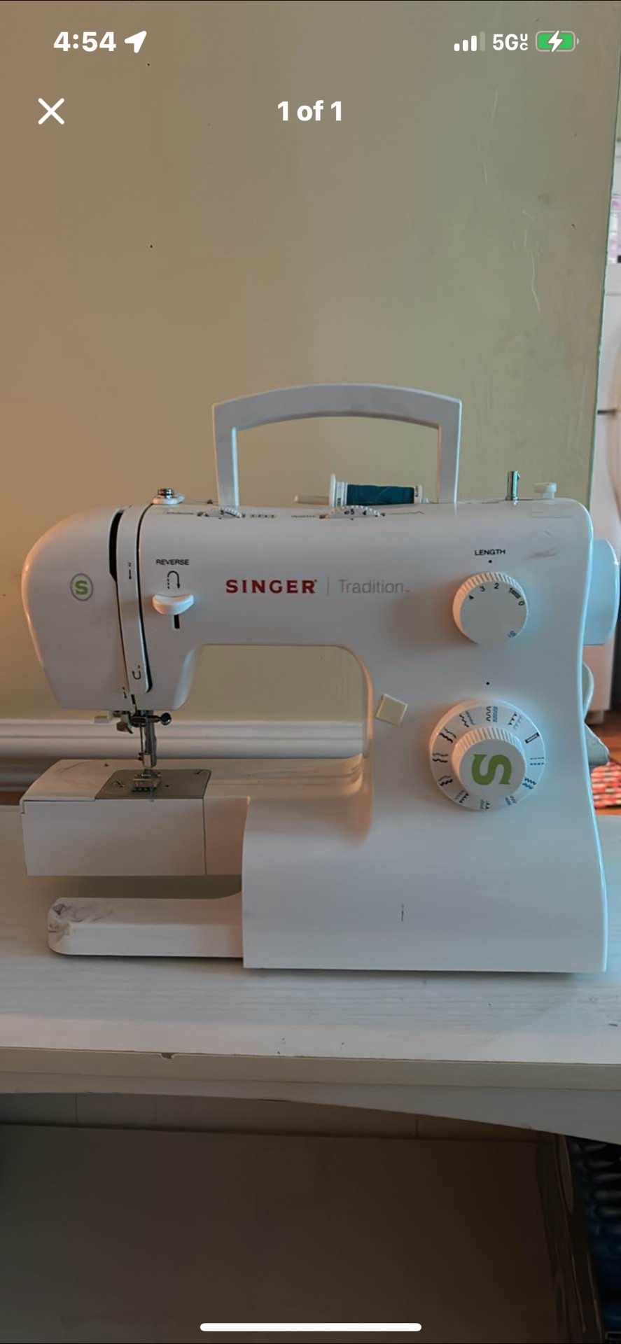 Singer Sewing Machine 