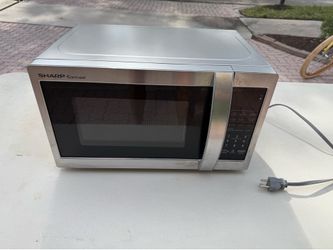 Sharp 700W Microwave