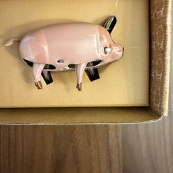 Clock Work Polly Pig Walking Tin Treasure