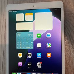 Apple iPad 7th Gen 32GB, WiFi, Gold - MW762LL/A
